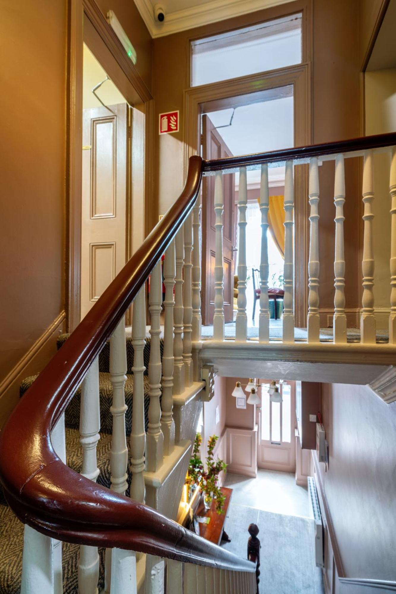 Topper'S Rooms Guest Accommodation Carrick-on-Shannon Exterior foto